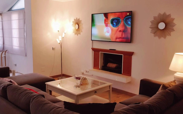 Penthouse in Jardines De Las Golondrinas