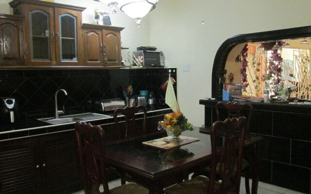 Casas de Arturo y Xiomara - Casa No. 1