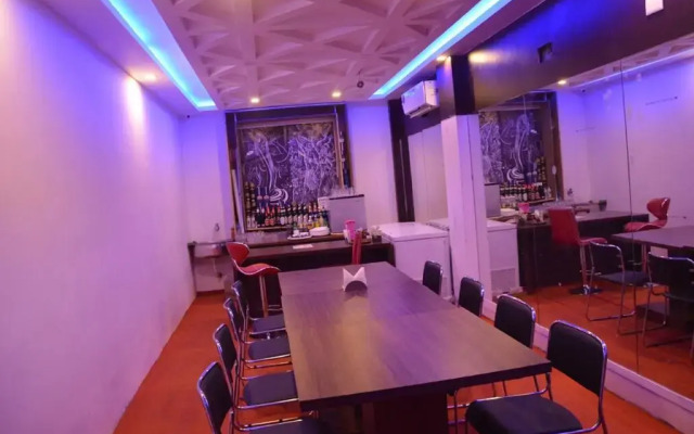 Seamens Club N Hotel