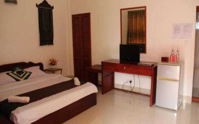 Reaksmey Meanrith Guesthouse and Residence