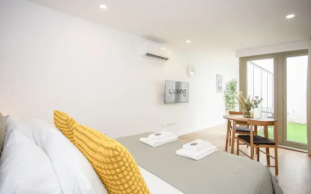 NAX Apartment C by Liiiving