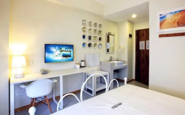 Sanyacoastal Inn Dadonghai