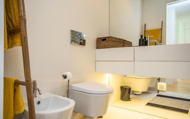 Acqua House by Rent4all