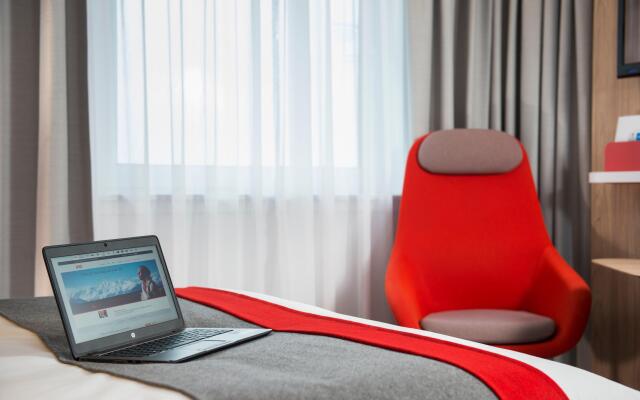 Holiday Inn Express Glasgow Airport by IHG