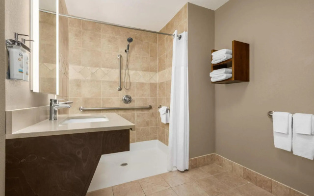 Staybridge Suites Oklahoma City-Quail Springs by IHG