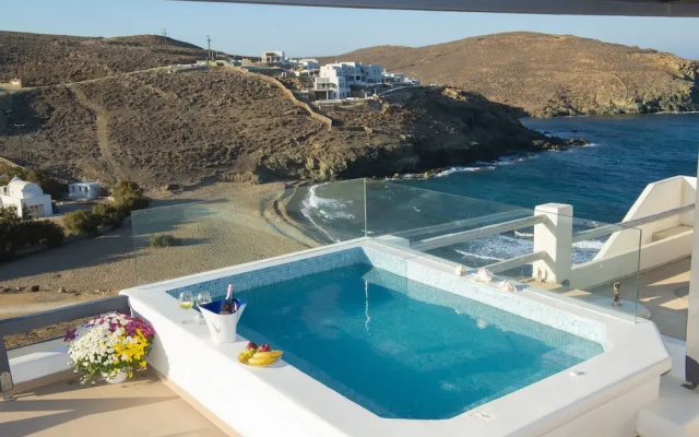 Myrsini's Luxury Suites