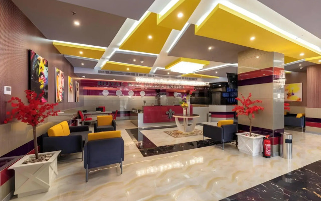 Royal Day Plaza Hotel