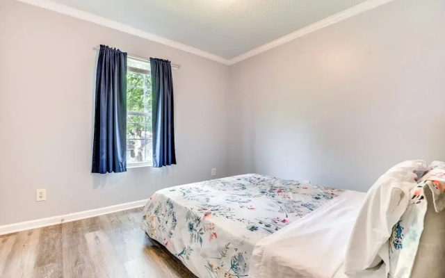 7 Mi to Downtown: Atlanta Home w/ Yard