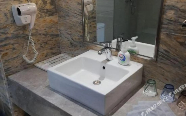 Run Hotel (Yancheng South Ring Road)