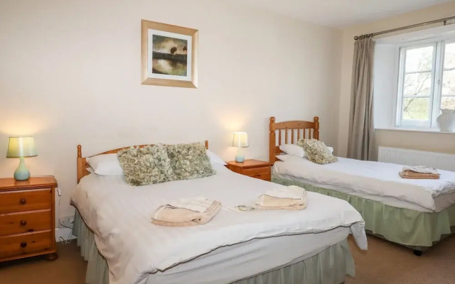 Twelve Oaks Farmhouse