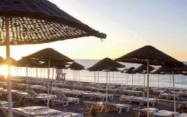 Club Pinara Beach