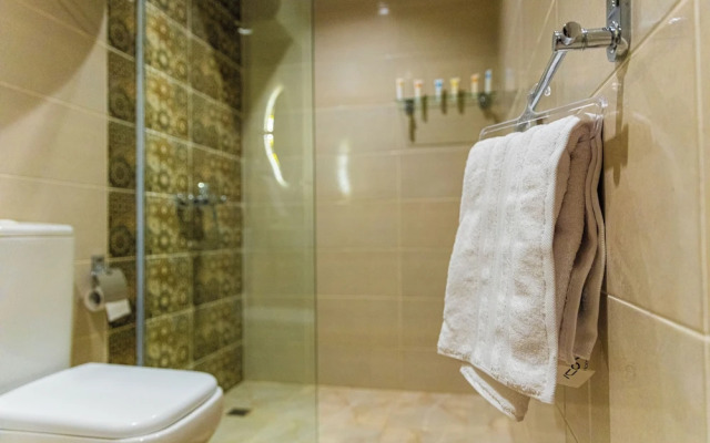 Number One Pyramids Hotel