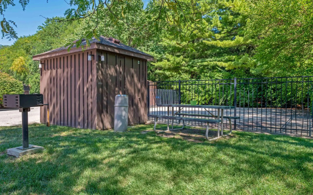 Extended Stay America Select Suites Indianapolis N Carmel