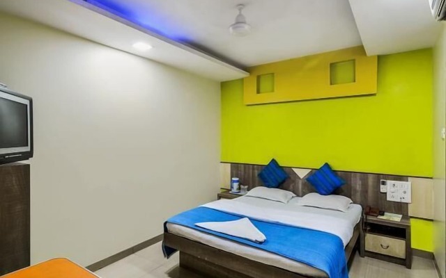 Hotel Galaxy Residency