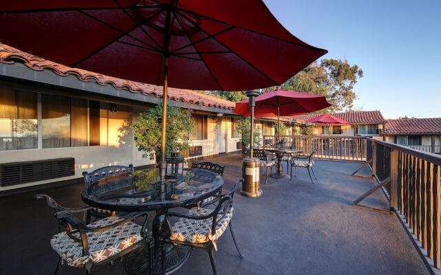 The Green Room Hotel