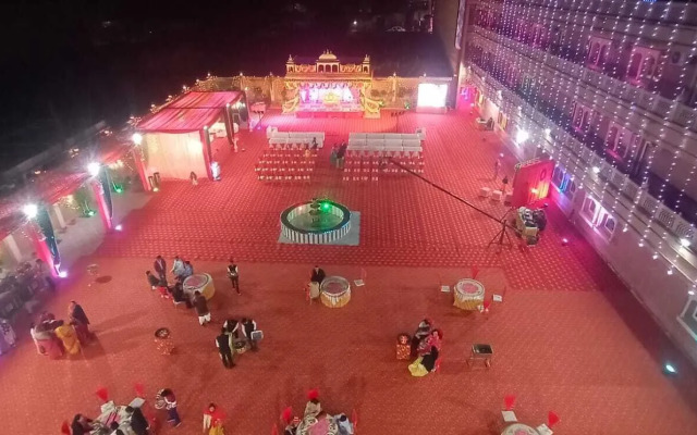 Hotel Rajwada Palace