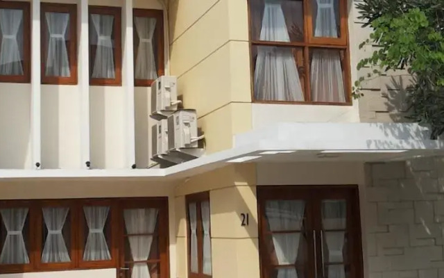 Allura Guest House