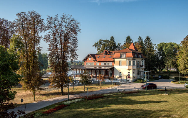 Hotel Korana Srakovcic
