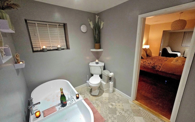 Seaside Bliss Retreat - 5 Bedroom House