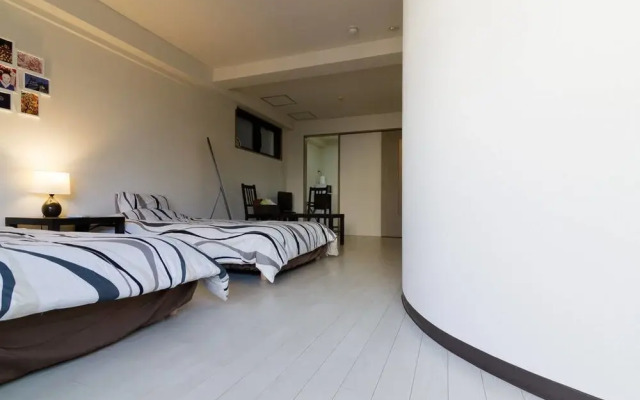 Shinsaibashi Nishinagahori Apartment