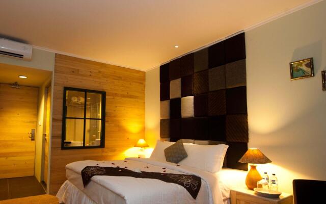 Chara Hotel