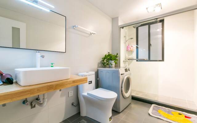 Lazy Apartment - Xujiahui Road