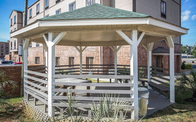 Hotel Vouzas