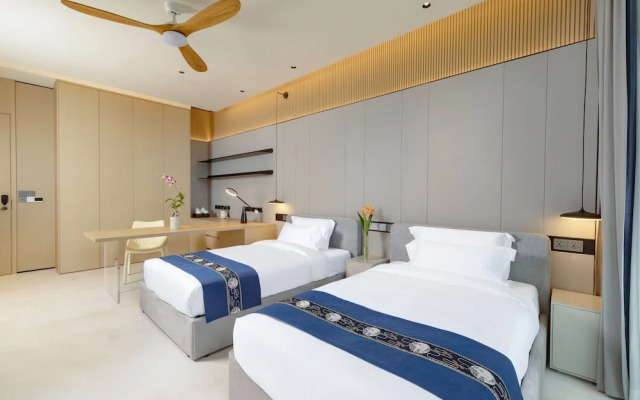The Aquila Villa