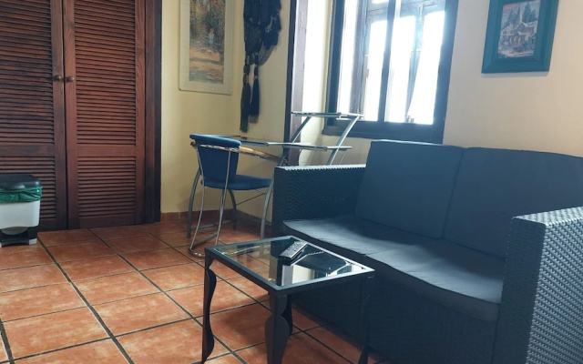 Small Studio 15m for Young People With sea View