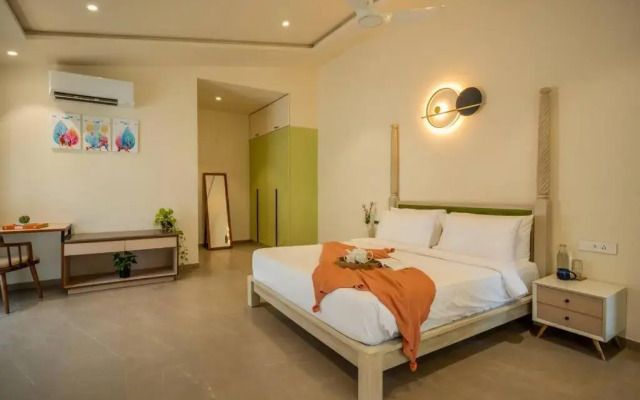 Cloud7 Waves Luxury 4 BHK Villa by Elivaas