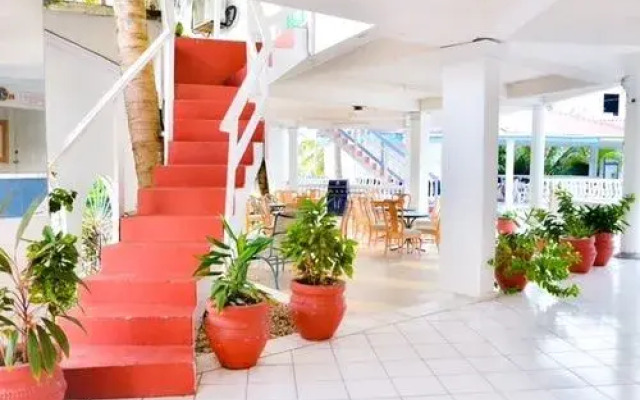 Rodney Bay Hotel