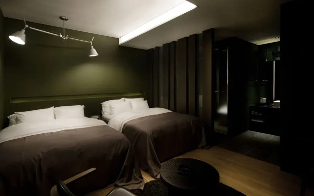 Cheonan Zaza Hotel