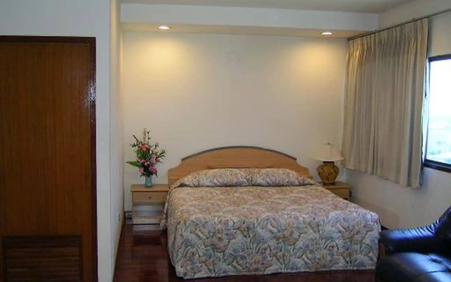 Piyavan Tower Serviced Apartment