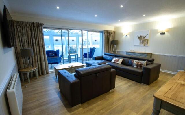 Loch Rannoch Pine Marten Lodge 8