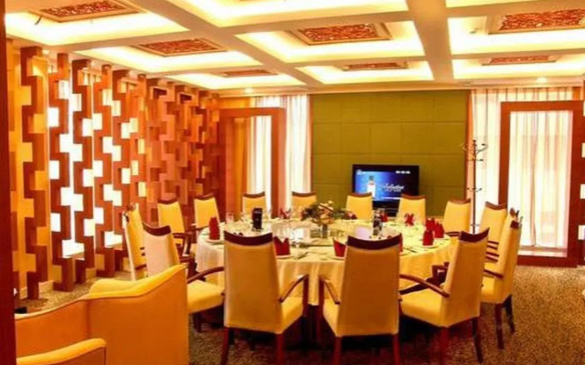 BaseLIVING Wending Serviced Apartment