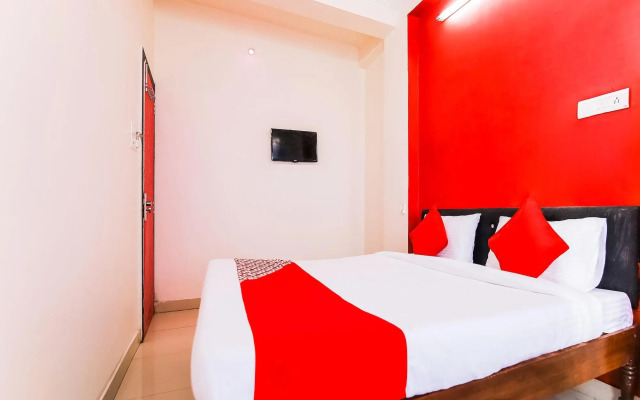 Ravi Palace by OYO Rooms