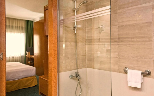 Acacia Suite