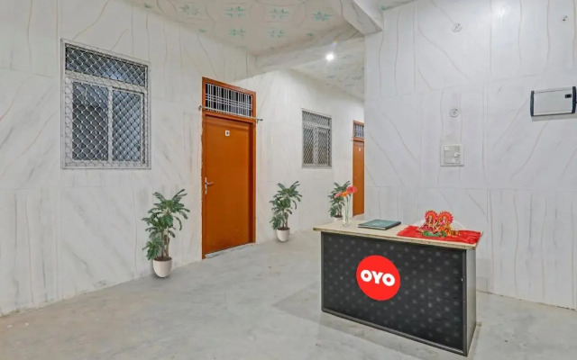 Oyo Flagship 702816 Sana Guest House