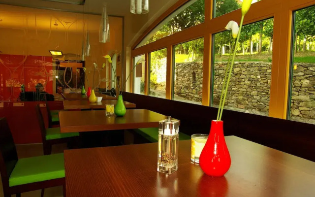 Hotel Weinberghof & Weingut Lagler