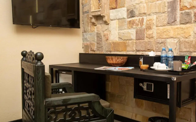Rasoda Hotel&Restaurant