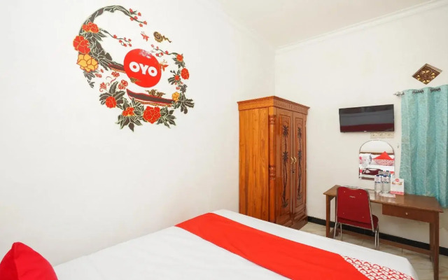OYO 302 Karolin Homestay