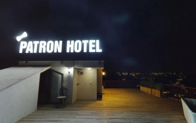 Patron Hotel