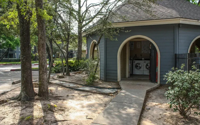 OYO Apartments at Champions Green