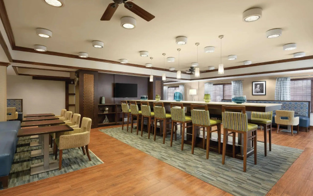 Hampton Inn Franklin/Milford