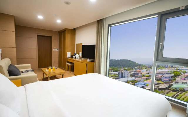 Uni Hotel Jeju