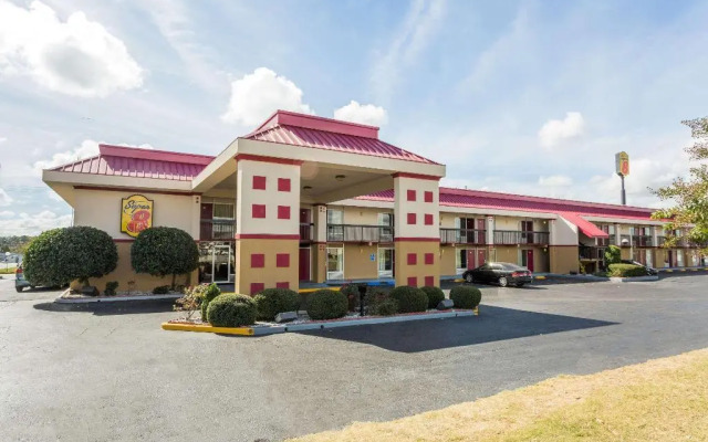 Super 8 By Wyndham Tifton