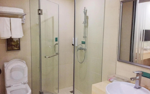 Yuanmeng Express Hotel (Shenzhen Guanlan Zhangge)