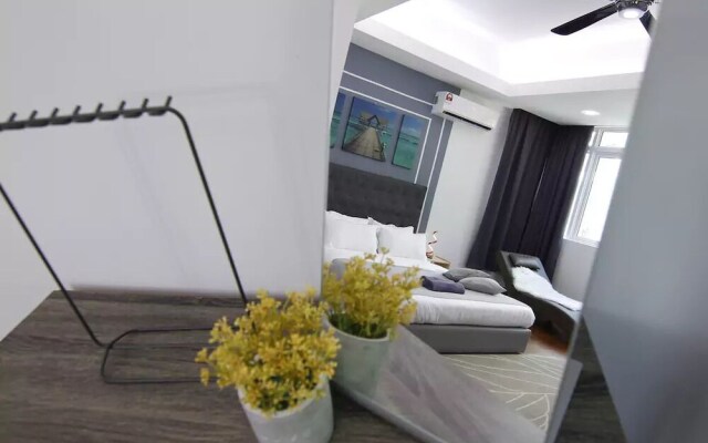 YO.OM Families Luxury Condo Gateway 6 Pax