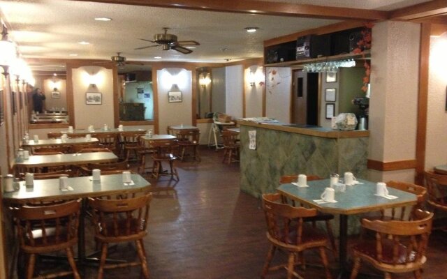 Vulcan Country Inn