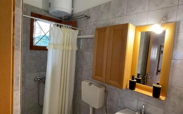 Hercules House in Tsoutsouras